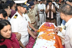 Lieutenant Vinay Narwal cremated with full military honours amid chants of ‘Bharat Mata Ki Jai’